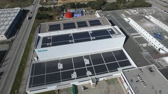 Esteve instala la mayor superficie fotovoltaica para autoconsumo de Catalunya